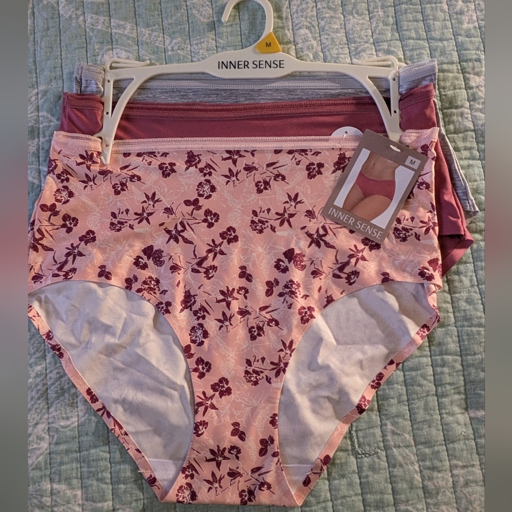 NWT. 3 pack Inner Sense Quality Underwear. Size M.